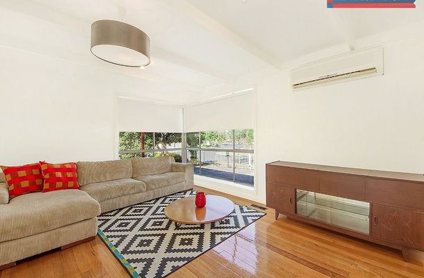 24 Elmhurst Road, Gladstone Park