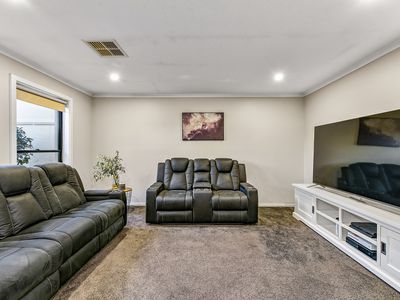 8 Coral Court, Mount Gambier