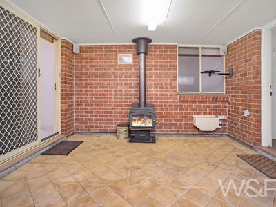 12 Bellchambers Court, Modbury Heights