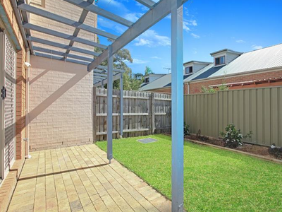 4 / 9-11 Hathern Street, Leichhardt