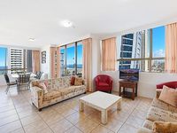 11 / 18 Orchid Avenue, Surfers Paradise