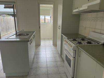 2 / 4-10 Benson Street, Geelong