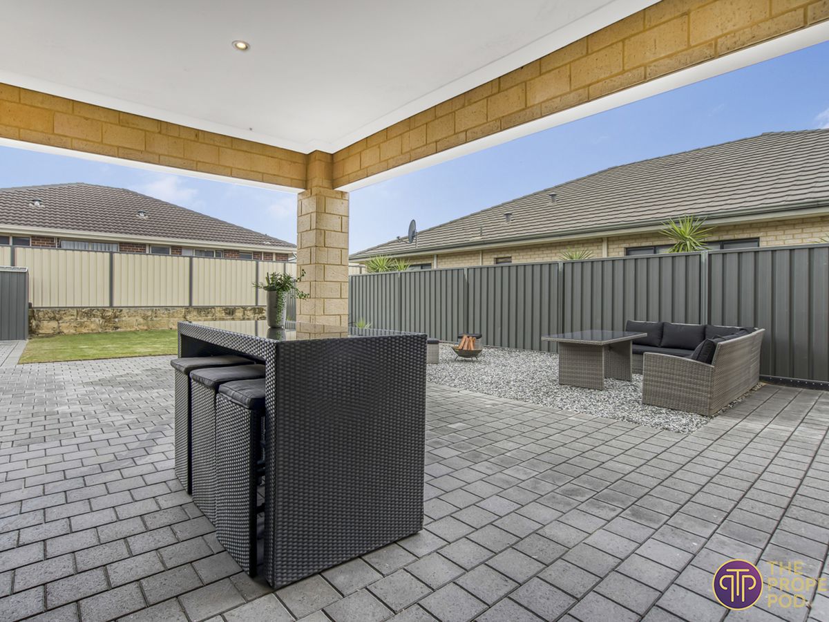 38 Vlasich Road, Byford