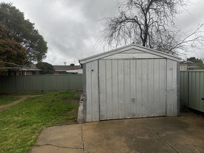 12 Sunbury Road, Shepparton