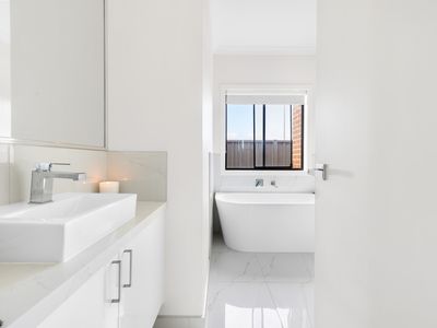 21 Heaton Street, Tarneit