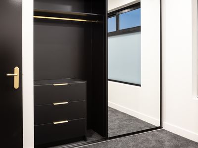 404 / 15 Priory Street, Indooroopilly