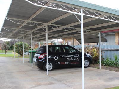 4 / 5 BELL COURT, Wodonga