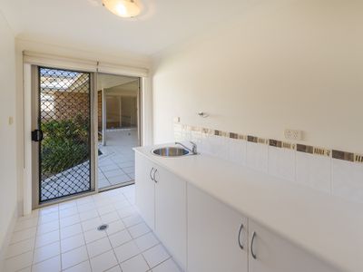 5 Admiralty Drive, Safety Beach
