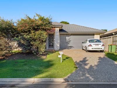 81 Bankswood Drive, Redland Bay
