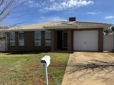 2 Farrer Street, Parkes