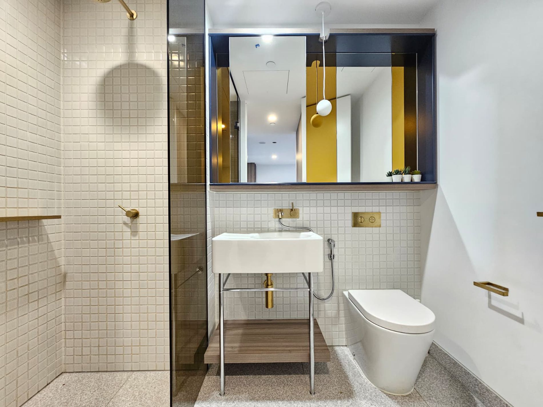 3019 / 160 Victoria Street, Carlton