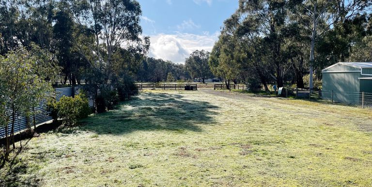 29 Ashwin Street , Violet Town