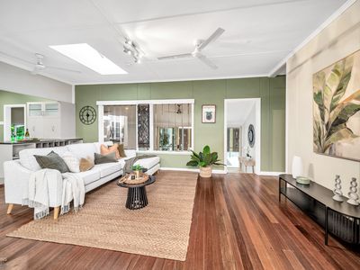 74 Upper Miles Street, Manoora