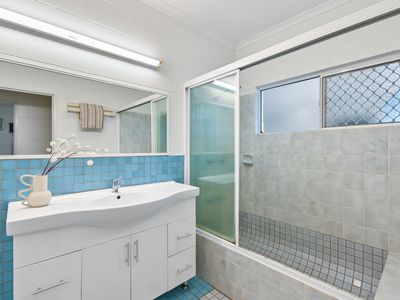 16 TRYAL STREET, Bentley Park