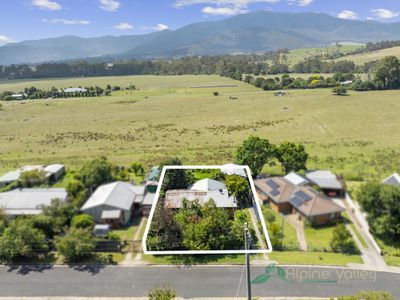 53 Valley Avenue , Mount Beauty