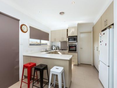 2 / 126 Bethany Road, Hoppers Crossing