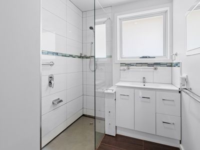 11 Banksia Crescent, Wynyard