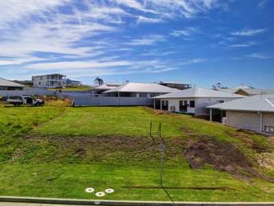 43 Golden Drive, Diamond Beach