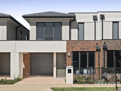 19 CRICKLEWOOD CIRCUIT, Narre Warren