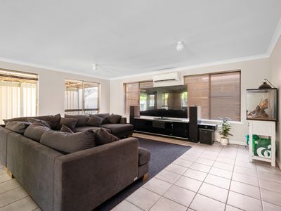 19B Rainsford Loop, Boulder