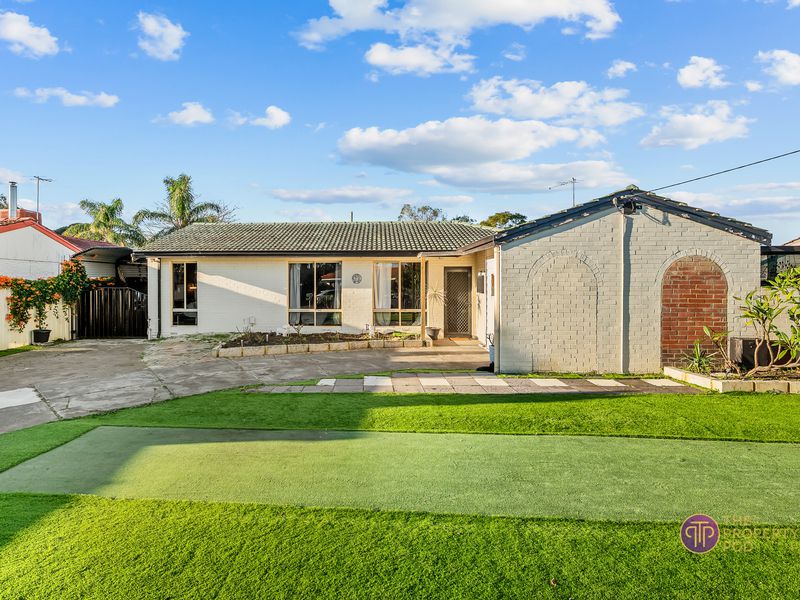 27 Lindy Way, Camillo