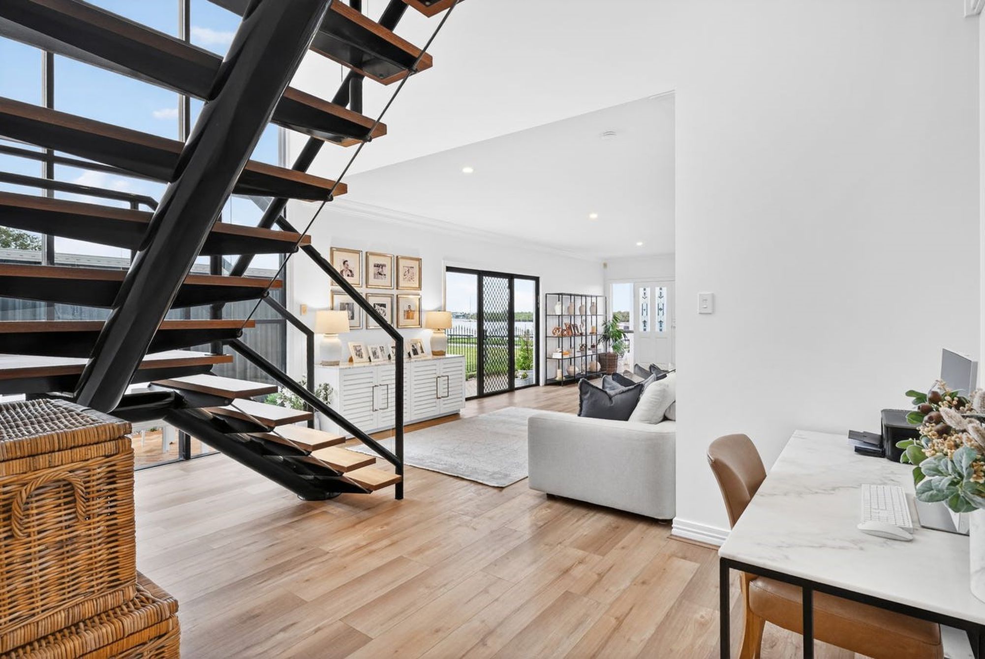 14 Pool Street, Hope Island