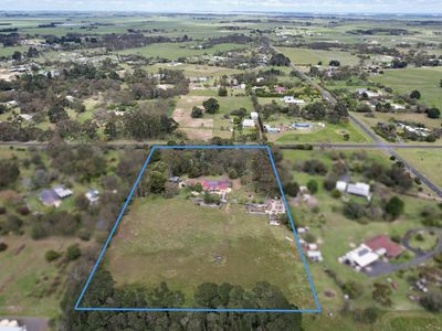 64 ACACIA DRIVE, Millicent