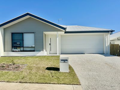24 Sage Wy, White Rock