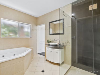 34 Strow Street, Barlows Hill