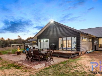 8 Montgomery Lane, Lockwood