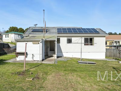 24 Heemskirk Street, Warrane