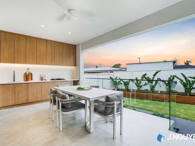 8 Lister Avenue, Cabramatta West