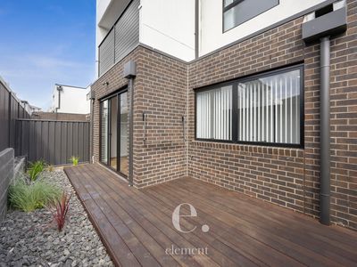 27 Radstock Avenue, Highton