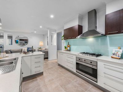 14 Darling Terrace, Wakerley