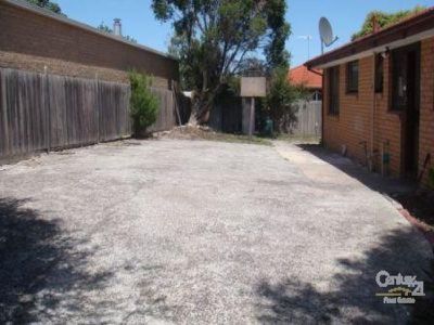 2 Delacombe Drive, Hampton Park