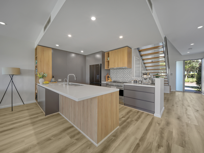 8 Huntingdale Drive, Magenta