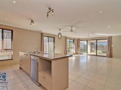 85 Skyview Avenue, Rochedale