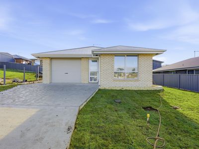 3 Larkin Court, Shorewell Park