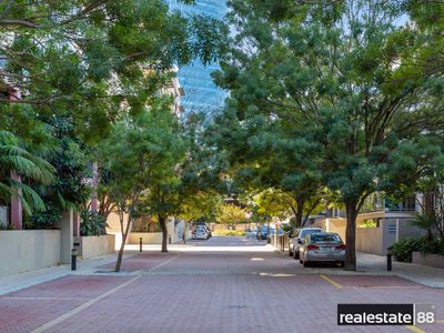 49 / 122 Mounts Bay Road, Perth