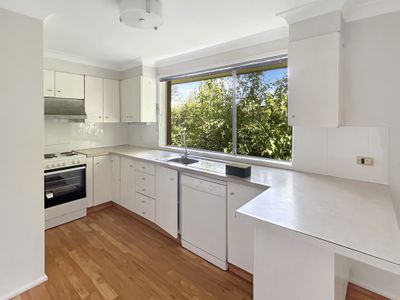38 Stonehaven Avenue, Dubbo