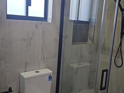 29a Parhelion St., Austral
