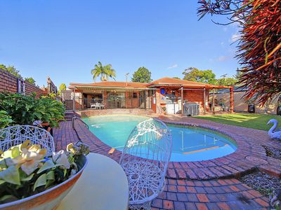 24 Morden Street, Birkdale