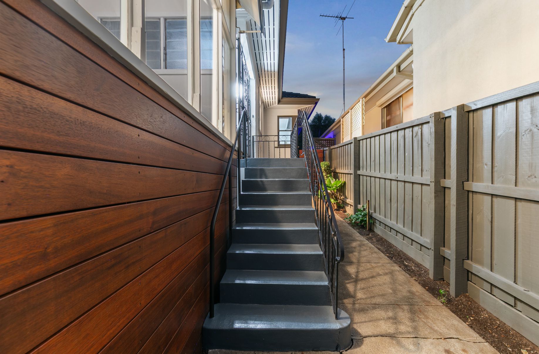 85 Woodlands Avenue, Pascoe Vale South, Pascoe Vale South - Thumbnail 2