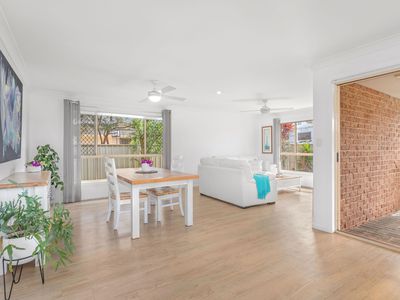 2 / 10 Greenview Close, Forster
