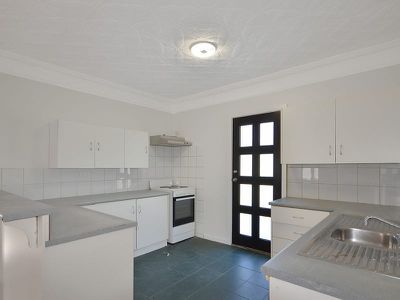 6 Robert Street, Wallsend