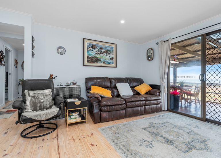 17 Beach Road, Portland