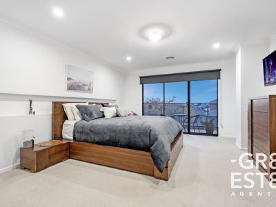 91 Aquatic Drive, Cranbourne West