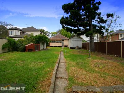 16 Sixth Avenue, Condell Park