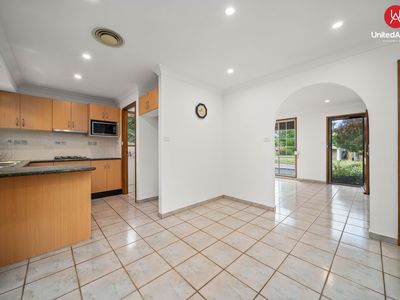 2 Albatross Avenue, Hinchinbrook