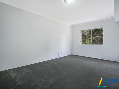 7 / 1 Blackwall Point Road, Abbotsford